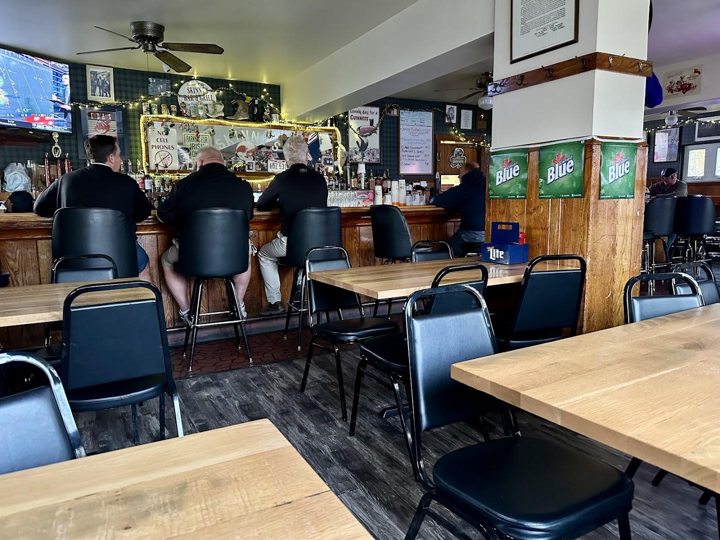 Skinny's Bar & Grill ( Euclid, OH )